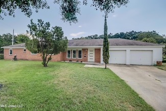 274 Bleuer Dr, Biloxi, MS 39531