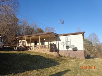 5111 Camp Creek Rd, Lavalette, WV 25535