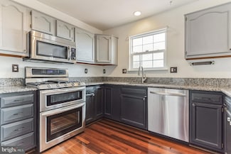 210 Golden Larch Terrace NE, Leesburg, VA 20176
