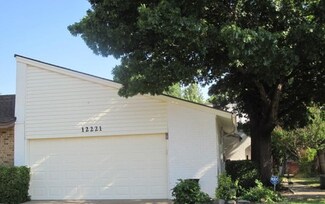 12221 Banyan Ln, Oklahoma City, OK 73162
