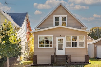 3815 E Plankinton Ave, Cudahy, WI 53110