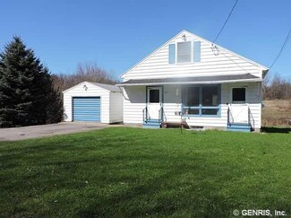 6837 Maple Ave, Sodus, NY 14551