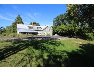 12 Kibbe Point Rd, South Hero, VT 05486