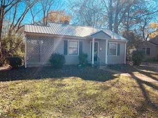 1109 Ridgeway St, Florence, AL 35630