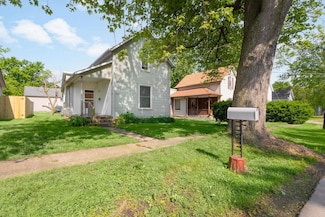 605 N 7th St, Goshen, IN 46528