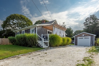 149 Dogwood St, Fairhaven, MA 02719