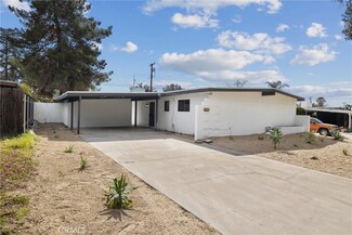 1322 Campus Ave, Redlands, CA 92374