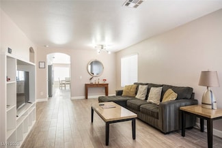 4995 Nardini Ave, Las Vegas, NV 89141