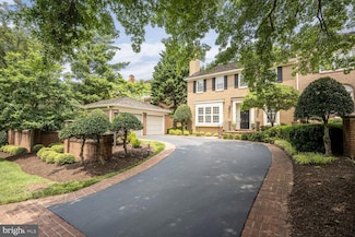 8329 Turnberry Ct, Potomac, MD 20854