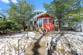 2818 Arthur St NE, Minneapolis, MN 55418