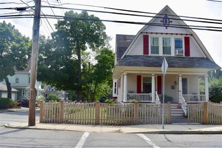 96 Oakland Ave, Methuen, MA 01844