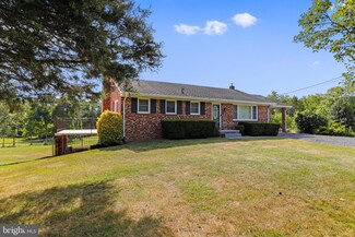 61 Gardener Ln, Front Royal, VA 22630