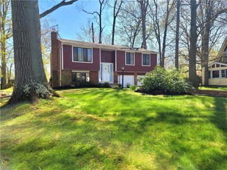 10311 Smugglers Cove, Aurora, OH 44202
