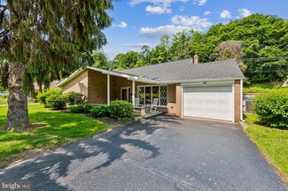 44 S Brookside Rd, Springfield, PA 19064