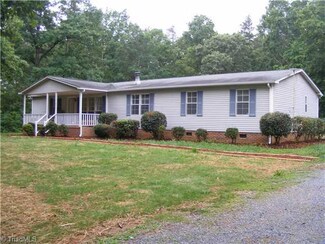 2535 Gray Fox Ln, Staley, NC 27355