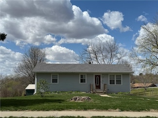 609 S Washington St, Oregon, MO 64473