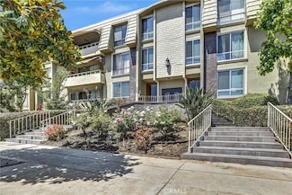 5215 Balboa Blvd Unit 203, Encino, CA 91316