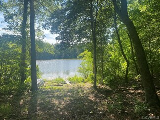 9 Diascund Shores Ln, New Kent, VA 23089