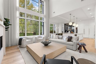 11 Stone Bridge Ct, Demarest, NJ 07627