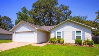104 Cotton Ln, Lonoke, AR 72086