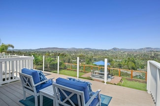 307 Sierra Ridge Dr, Encinitas, CA 92024
