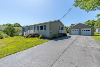 280 Pool St, Biddeford, ME 04005