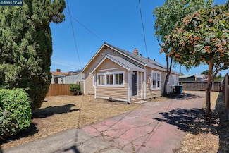 712 Springs Rd, Vallejo, CA 94590