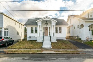 27 Fullerton St, Albany, NY 12209