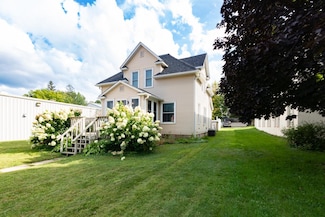 105 Main St W, Milltown, WI 54858