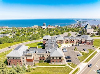 1126 Mesaba Ave, Duluth, MN 55811