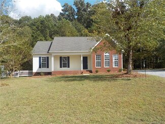 127 Polaris Dr, Wingate, NC 28174