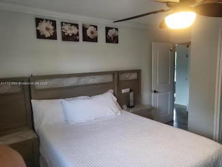 1201 QUEEN ROOM Bayview Dr, Fort Lauderdale, FL 33304