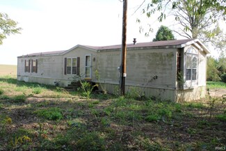6576 S 1000 W, Owensville, IN 47665