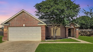 7305 Moon Ridge Ct, Fort Worth, TX 76133