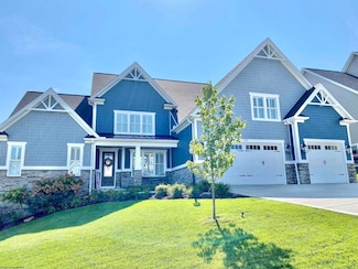 103 Canyon Ridge Dr, Morgantown, WV 26508