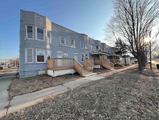 701 W 7th St, Waterloo, IA 50702