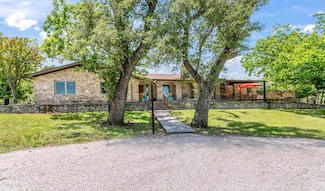 396 & 417 Royal Oaks Loop, Fredericksburg, TX 78624