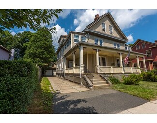 54 Cottage St Unit 54, Melrose, MA 02176