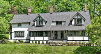 156 Country Club Rd, Sewickley, PA 15143