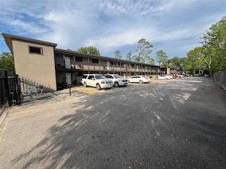 515 Fm 517 Rd E, Dickinson, TX 77539