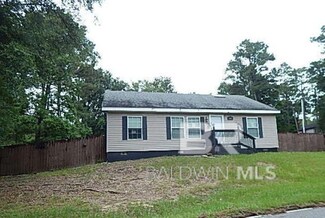 6996 Pinehill Rd, Daphne, AL 36526