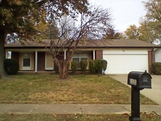 2231 Outlook Dr, Saint Louis, MO 63136