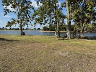 2324 Bremen Ct, Harbour Heights, FL 33983