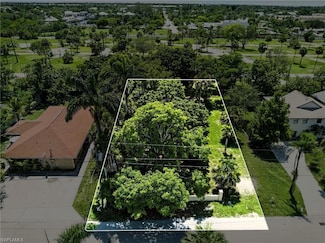 2960 Gordon St, Naples, FL 34112