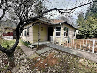 4421 Gleaves Ave, Dunsmuir, CA 96025