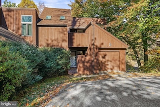 5469 Doral Dr, Wilmington, DE 19808