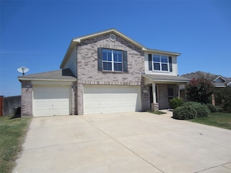 305 Deer Run Dr, Sanger, TX 76266