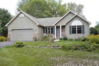 N3145 Lazy Lake Dr, Fall River, WI 53932