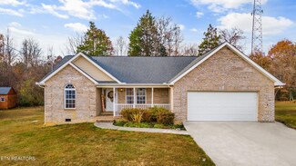 282 Walnut Ln, Corryton, TN 37721