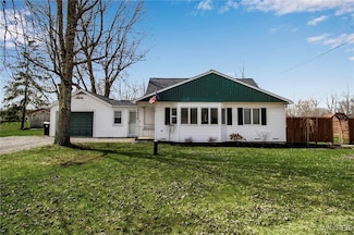 3456 S Newstead Rd, Akron, NY 14001